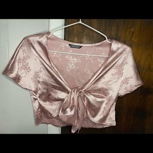 Super comfy and flowy tie front, rose gold SHEIN top💓 SIZE XS